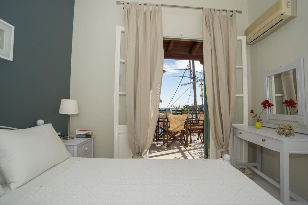 Апартаменти Paola'S Full Sea View House Ґайос Екстер'єр фото